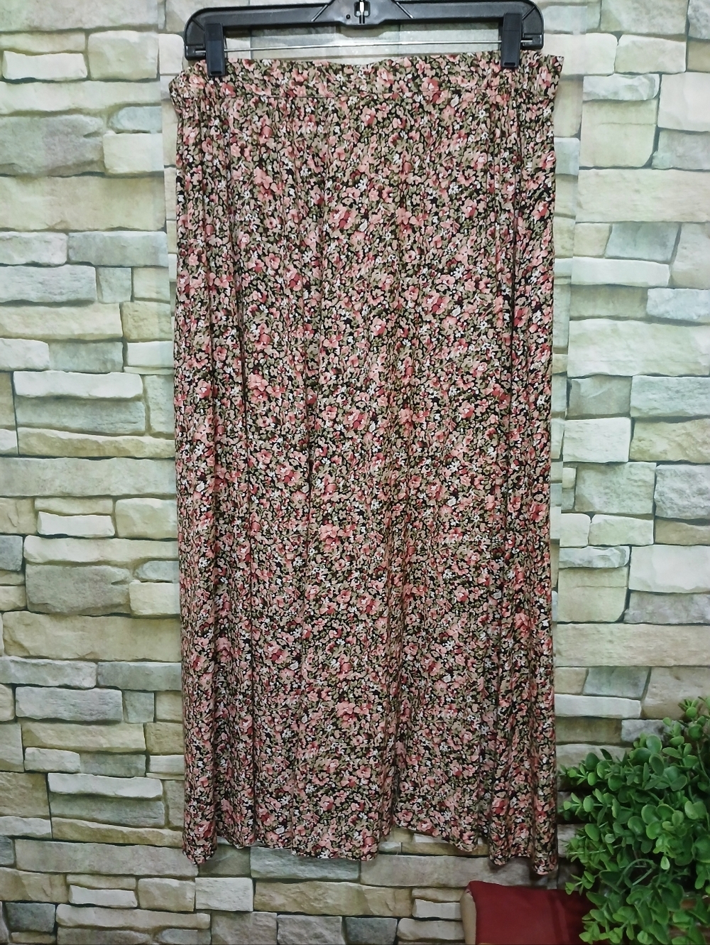 Southern Lady Large Floral Multicolor Button Skirt Cottagecore - Picture 2 of 4